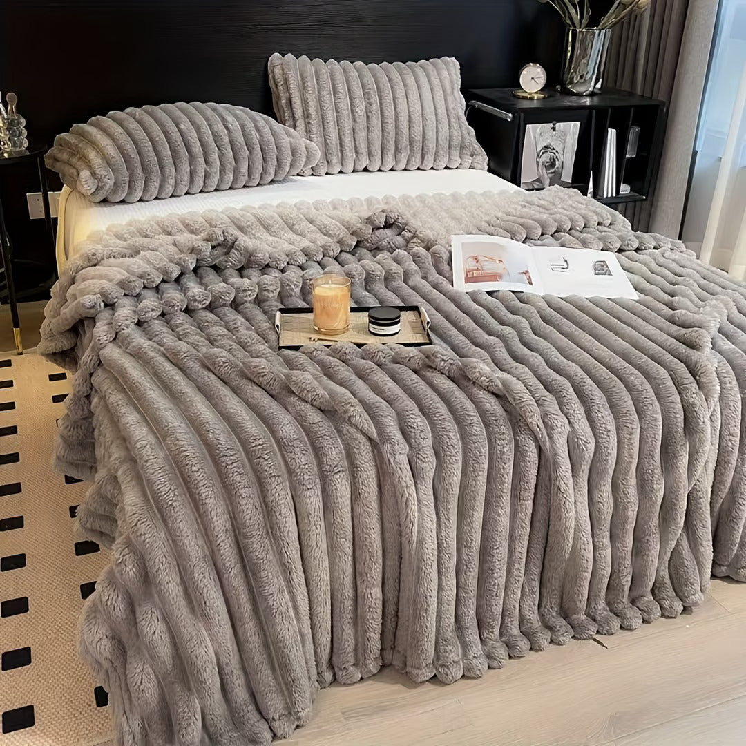 HaloRest Faux Fur Throw Blanket 59"-78"